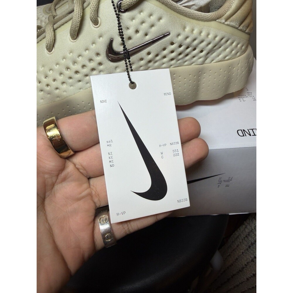 Nike Mind 002 Light Khaki Hyper Crimson Men’s Size 9 Sneakers HQ4308-200 New - Picture 5 of 16